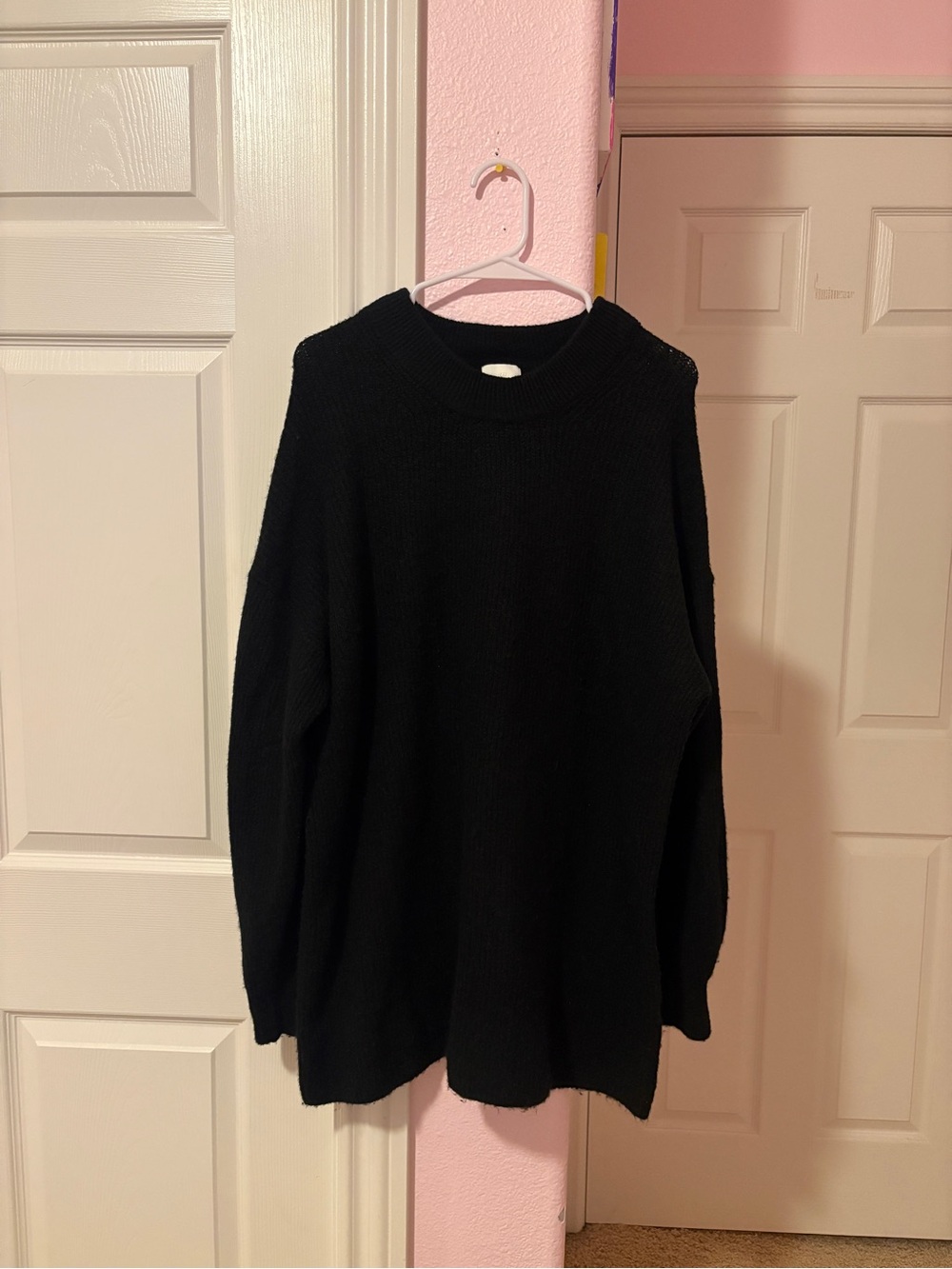 Classic Black H&M Sweater